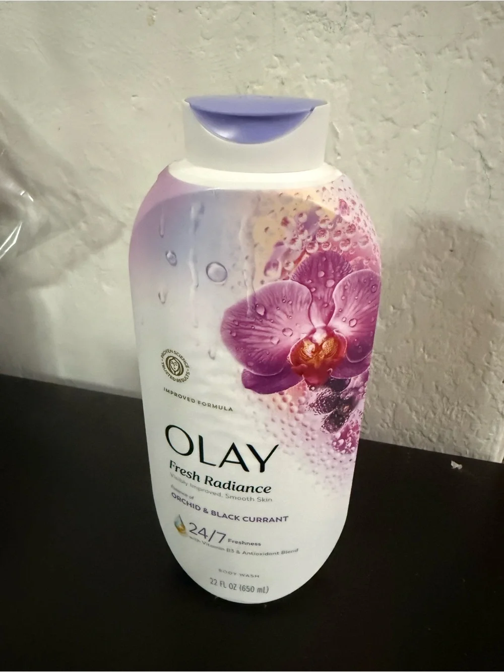 OLAY Fresh Radiance Body Wash — Purple & White Orchid Design